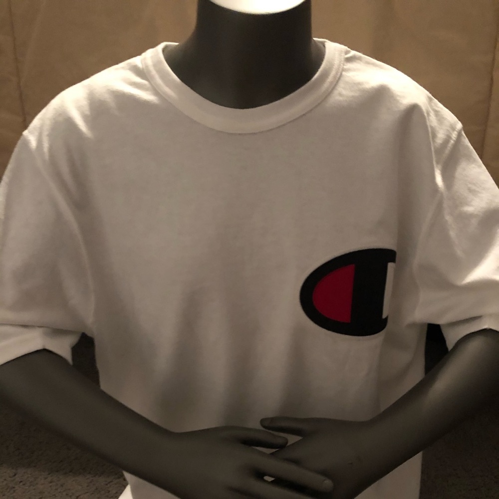 Champion T-shirt